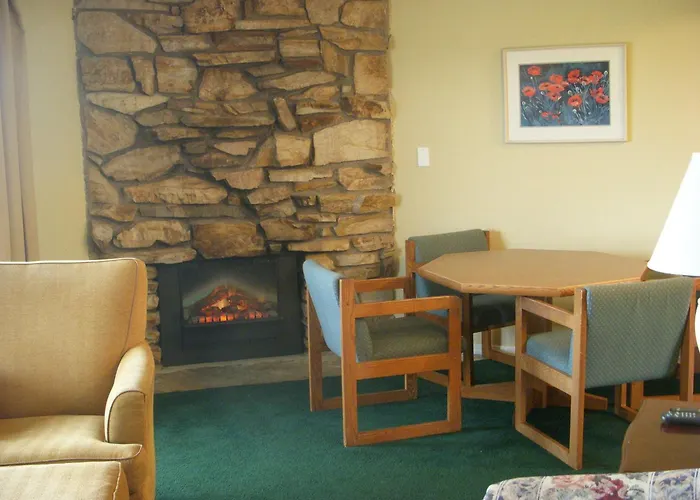Ocean Shores Inn & Suites